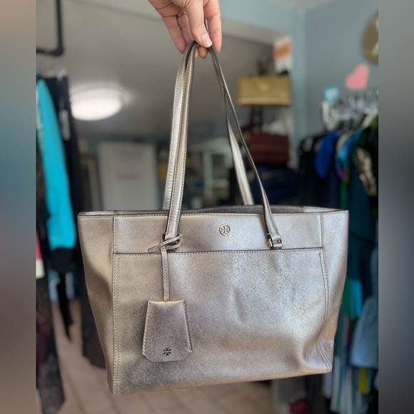 Rose Gold Tote // Tory Burch - Picture 1 of 8